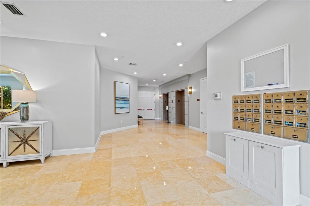 Recently Sold: $1,675,000 (2 beds, 2 baths, 2023 Square Feet)