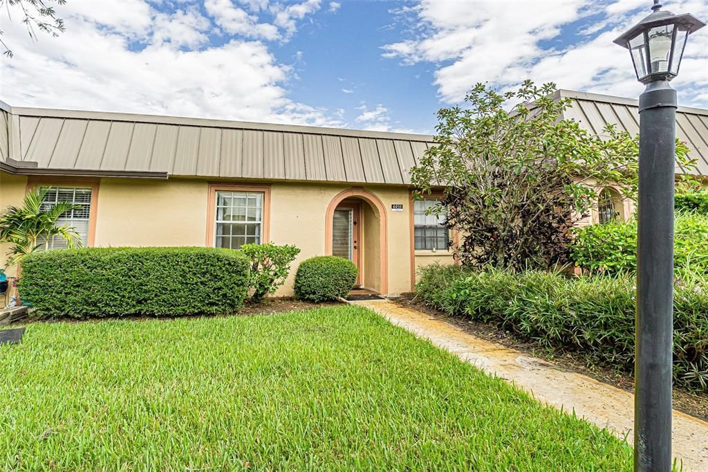 Recently Sold: $84,900 (2 beds, 1 baths, 975 Square Feet)