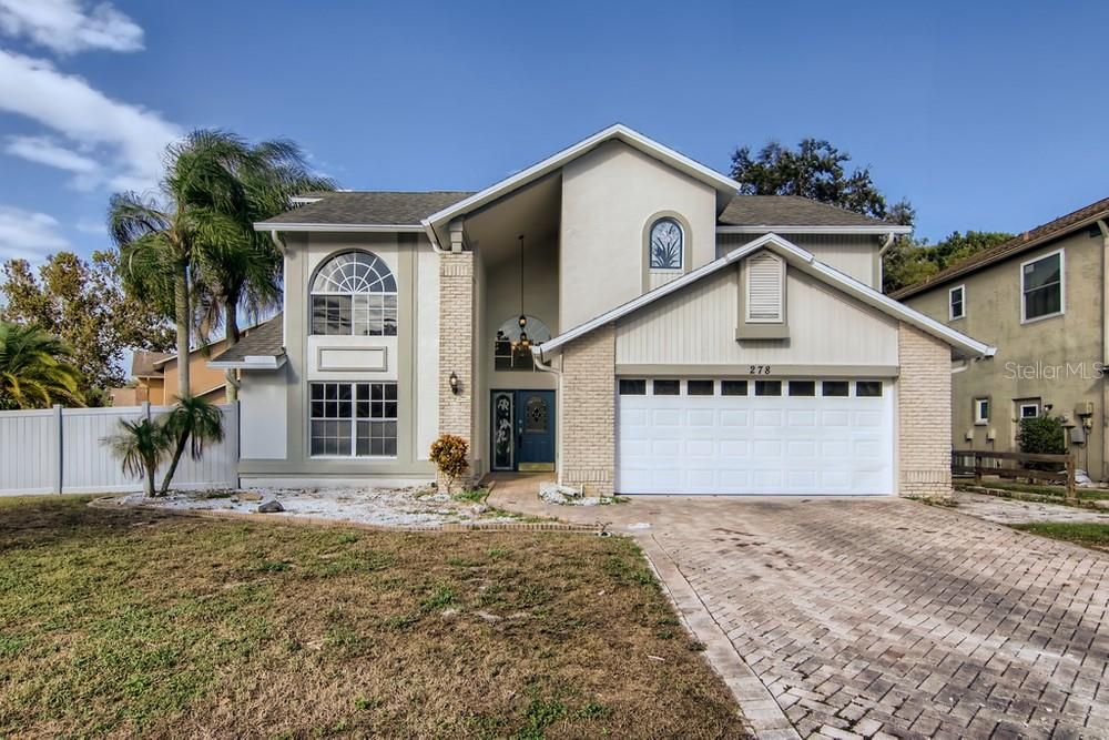 Vendido Recientemente: $461,000 (4 camas, 2 baños, 2387 Pies cuadrados)