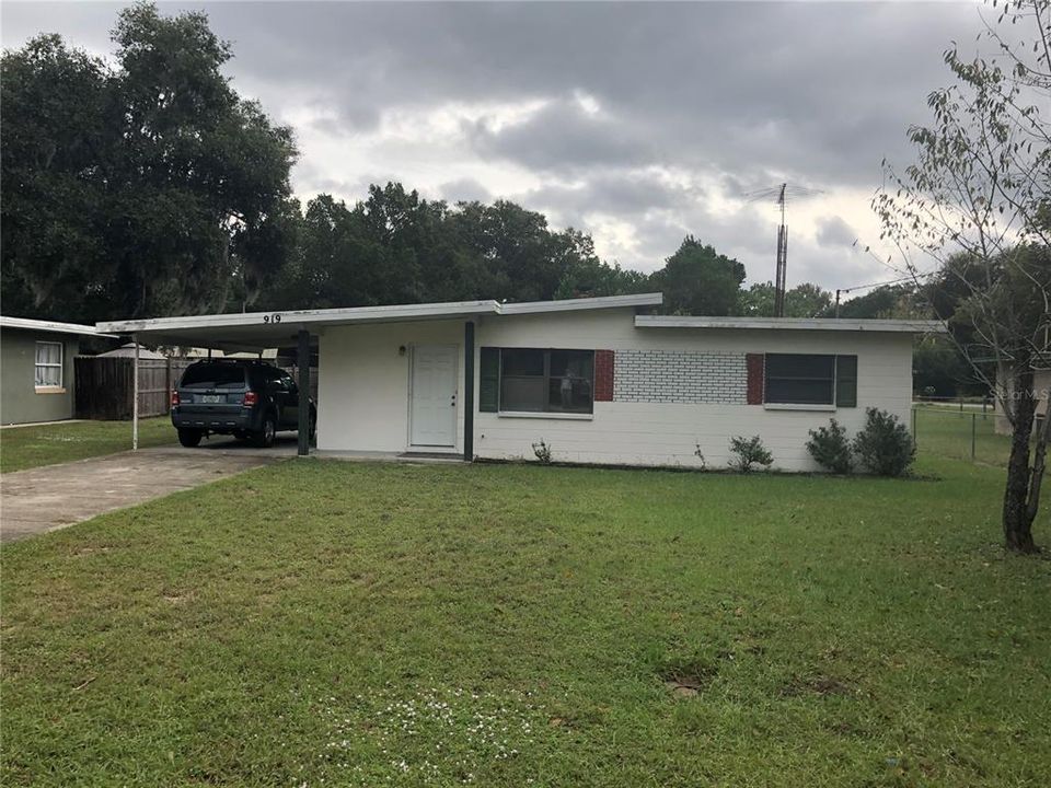 Recently Sold: $82,500 (2 beds, 1 baths, 726 Square Feet)