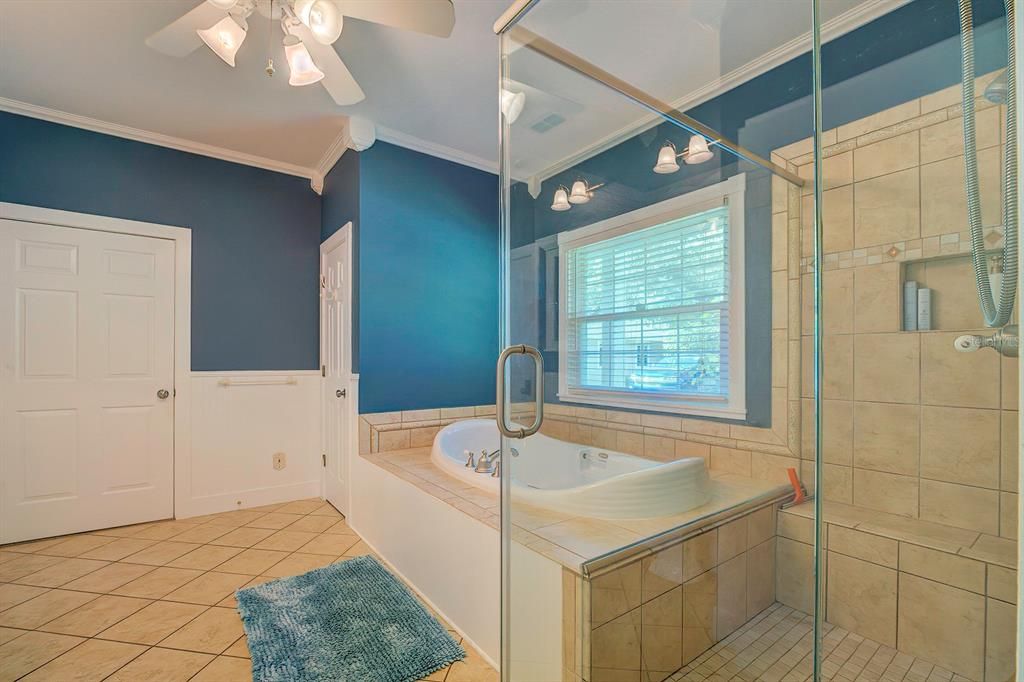 Недавно продано: $589,000 (3 спален, 2 ванн, 2466 Квадратных фут)