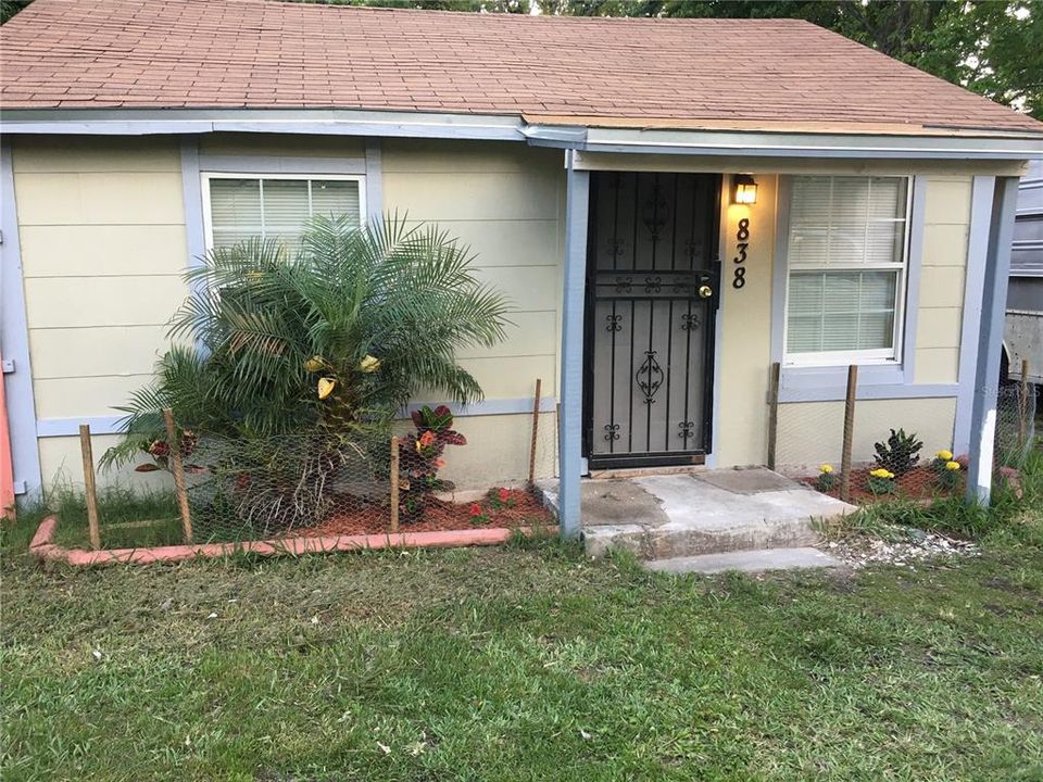 Recently Sold: $119,900 (3 beds, 1 baths, 640 Square Feet)