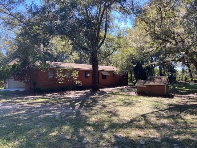 Recently Sold: $339,900 (2 beds, 1 baths, 1576 Square Feet)