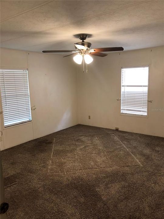 Recently Sold: $72,900 (2 beds, 2 baths, 900 Square Feet)