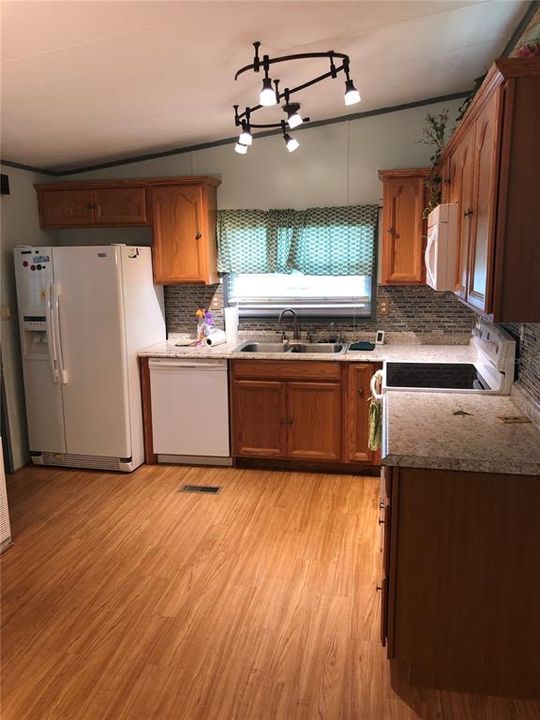 Recently Sold: $72,900 (2 beds, 2 baths, 900 Square Feet)