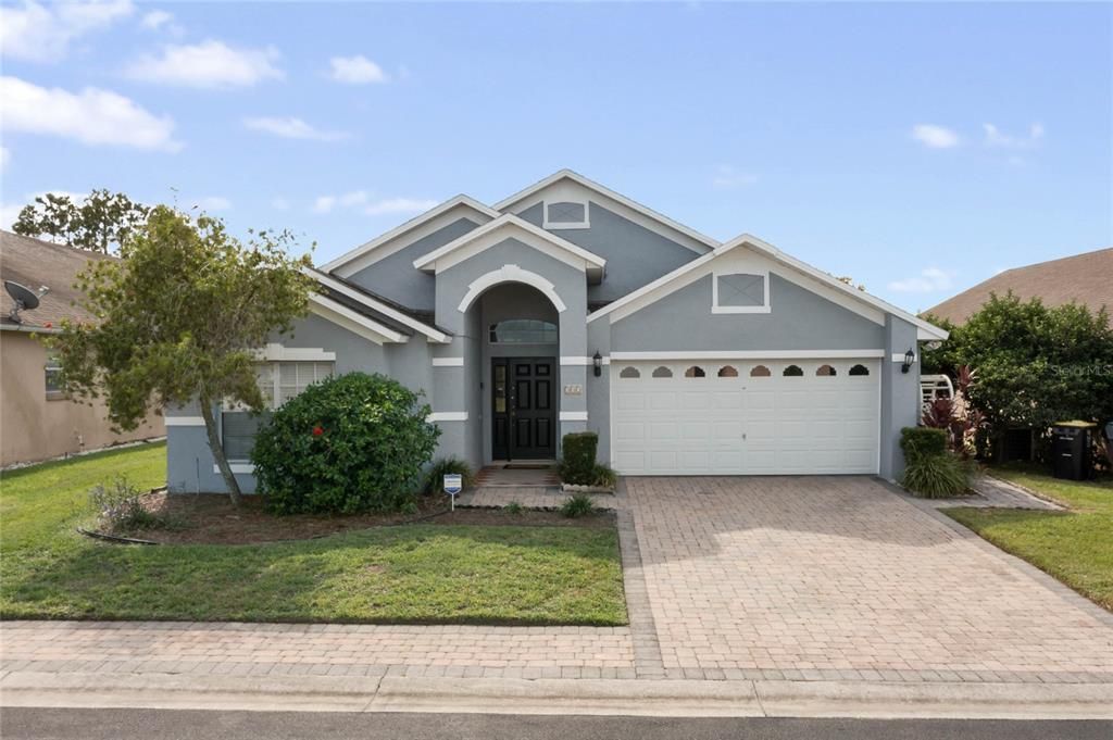 Vendido Recientemente: $350,000 (3 camas, 3 baños, 1735 Pies cuadrados)