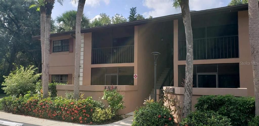 Recently Sold: $88,000 (1 beds, 1 baths, 689 Square Feet)