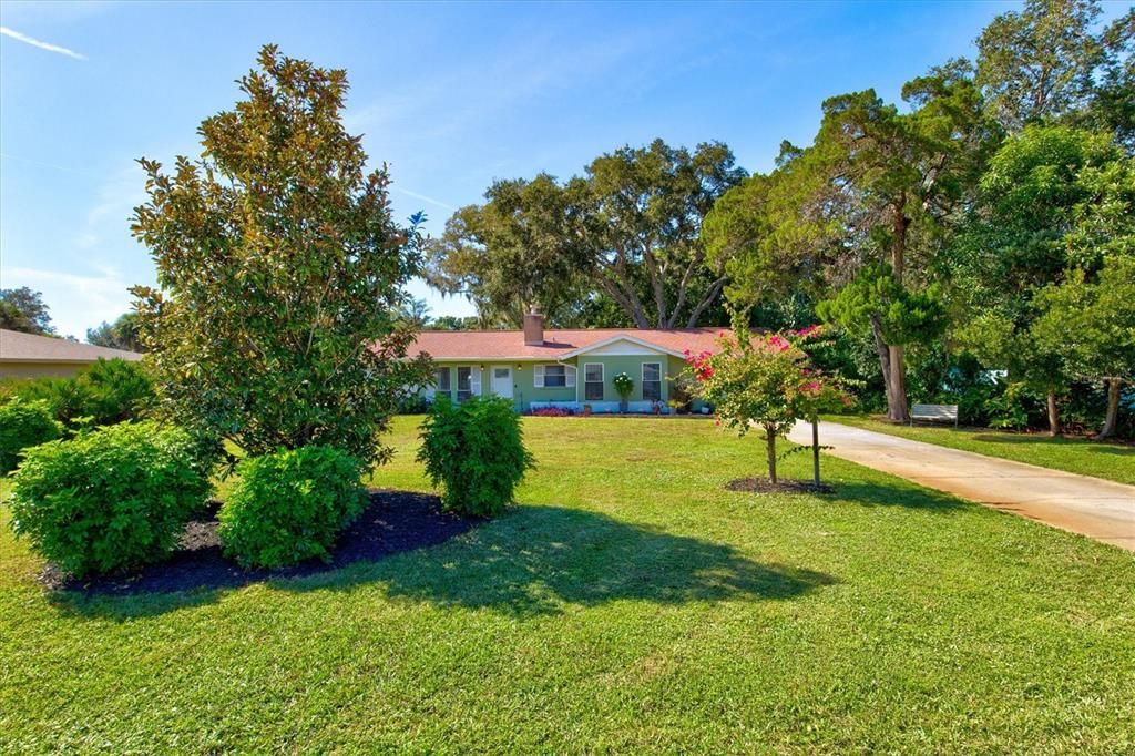 Recently Sold: $429,000 (2 beds, 2 baths, 1380 Square Feet)