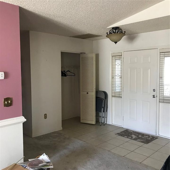 Recently Sold: $350,000 (2 beds, 2 baths, 1191 Square Feet)