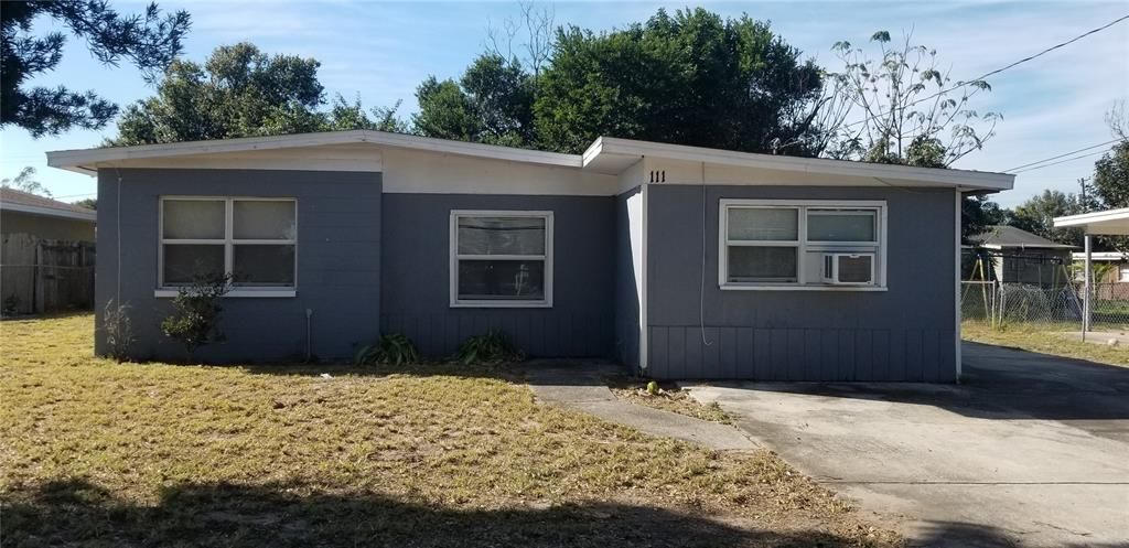 Recently Rented: $1,299 (4 beds, 1 baths, 1296 Square Feet)