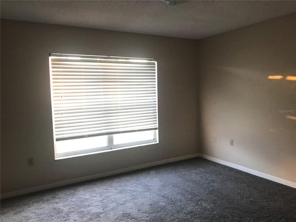 Recently Rented: $2,000 (3 beds, 2 baths, 1766 Square Feet)