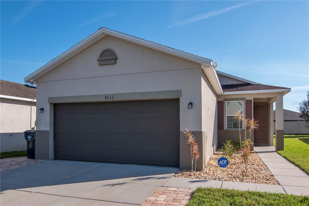 Vendido Recientemente: $284,999 (3 camas, 2 baños, 1612 Pies cuadrados)