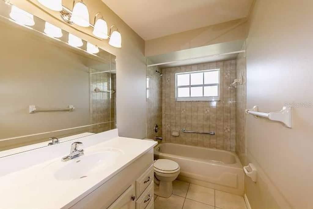 Recently Rented: $1,699 (2 beds, 2 baths, 1091 Square Feet)