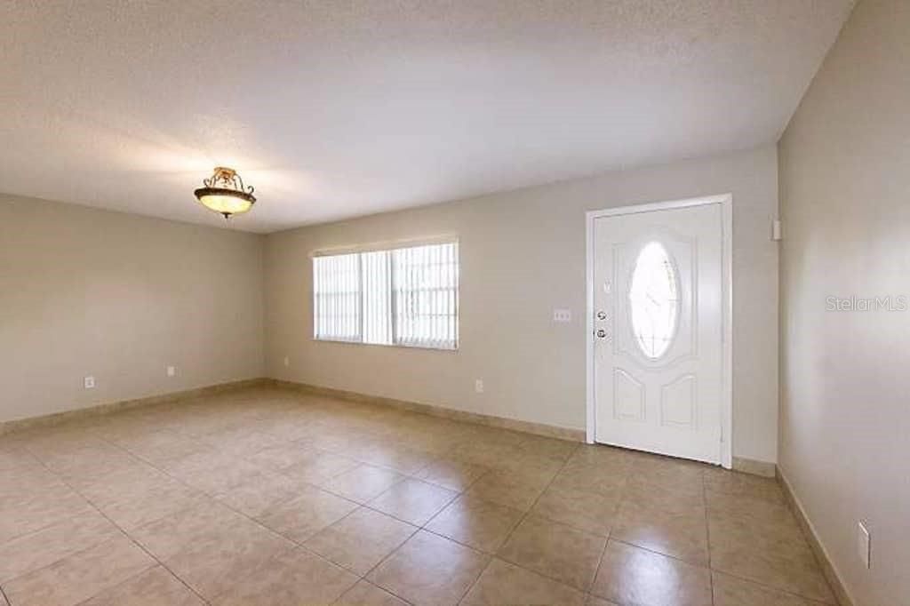 Recently Rented: $1,699 (2 beds, 2 baths, 1091 Square Feet)