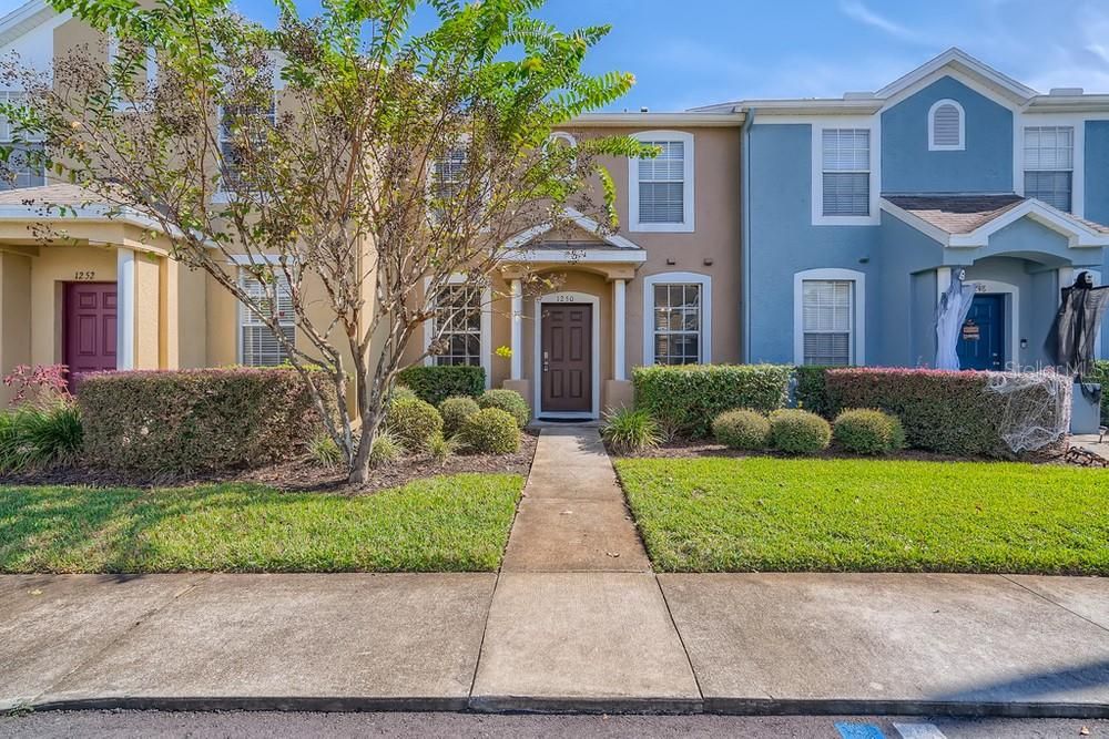 Vendido Recientemente: $186,100 (2 camas, 2 baños, 1152 Pies cuadrados)
