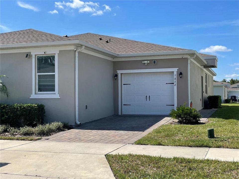 Recently Sold: $292,500 (3 beds, 2 baths, 1702 Square Feet)