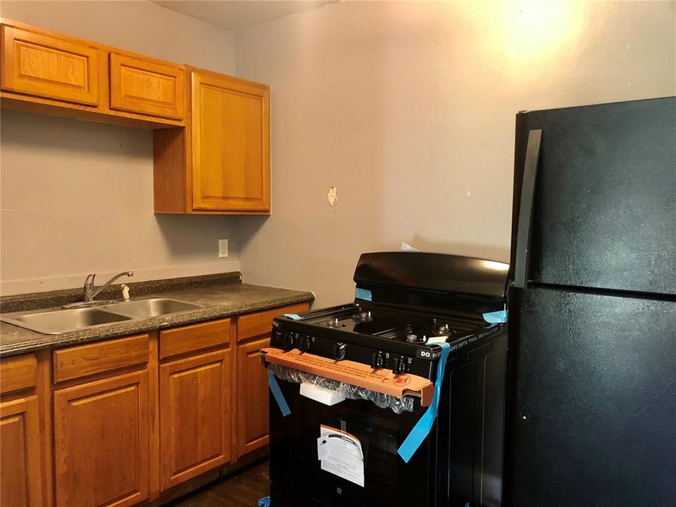 Recently Rented: $950 (2 beds, 1 baths, 666.5 Square Feet)