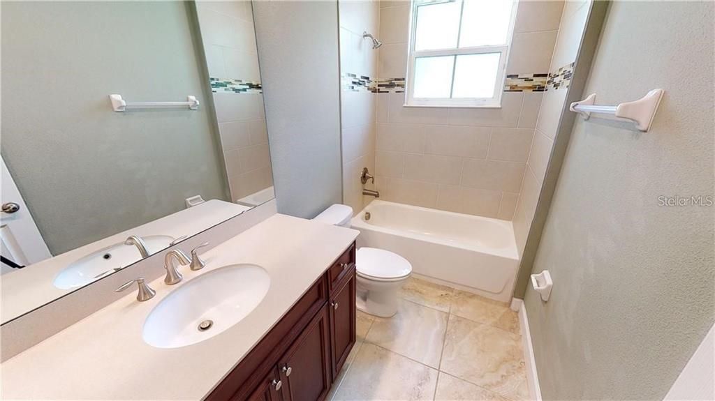 Недавно арендовано: $2,650 (5 спален, 3 ванн, 2671 Квадратных фут)
