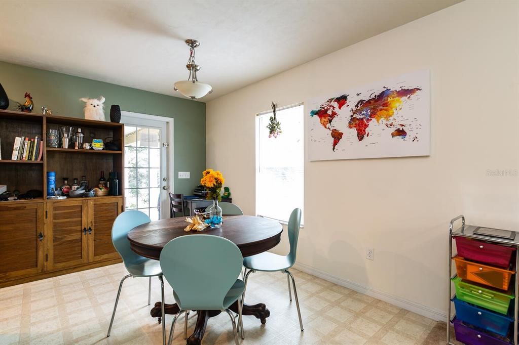Dining area in kitchen