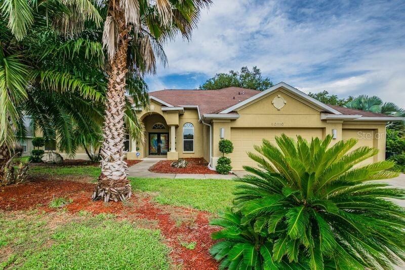Recently Sold: $425,000 (4 beds, 3 baths, 3600 Square Feet)