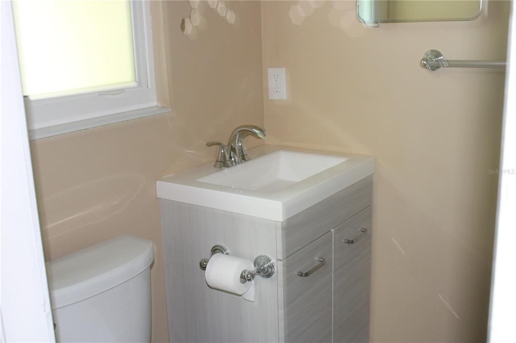 Недавно арендовано: $1,250 (1 спален, 1 ванн, 434 Квадратных фут)