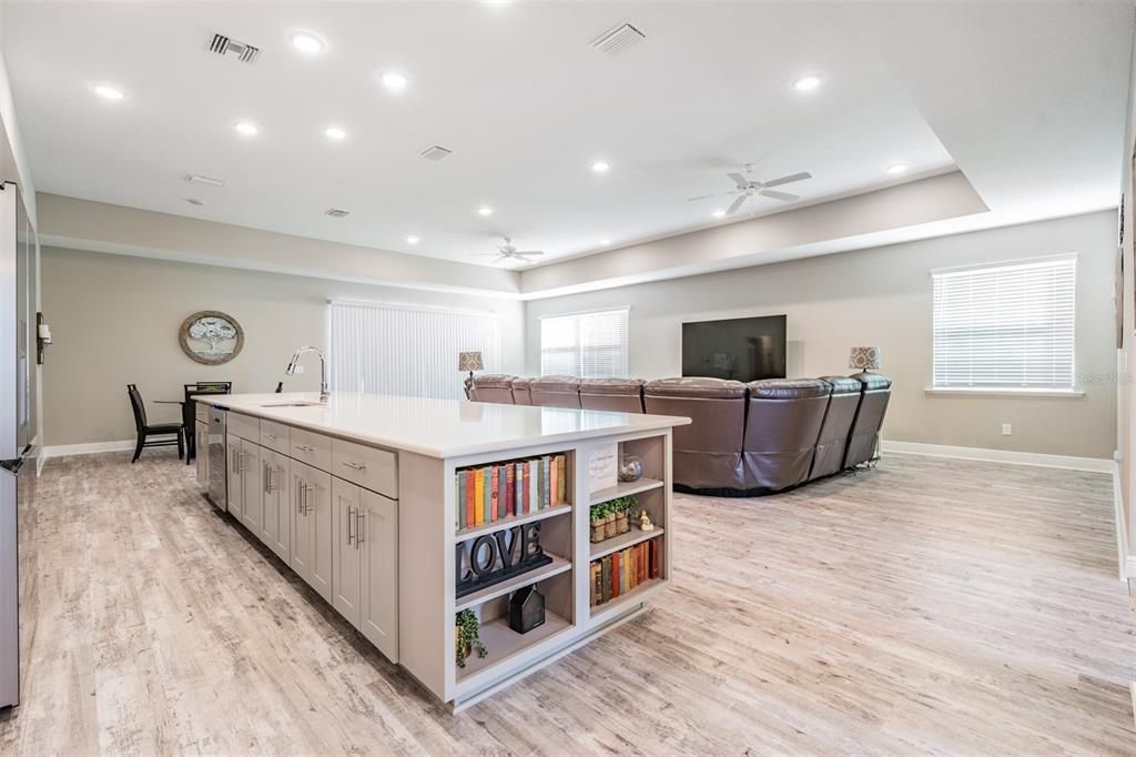 Recently Sold: $615,000 (4 beds, 4 baths, 3579 Square Feet)