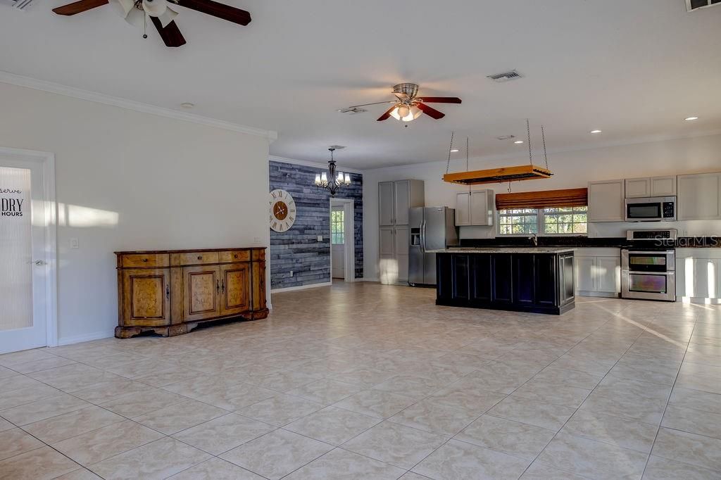 Recently Sold: $699,000 (3 beds, 2 baths, 2192 Square Feet)