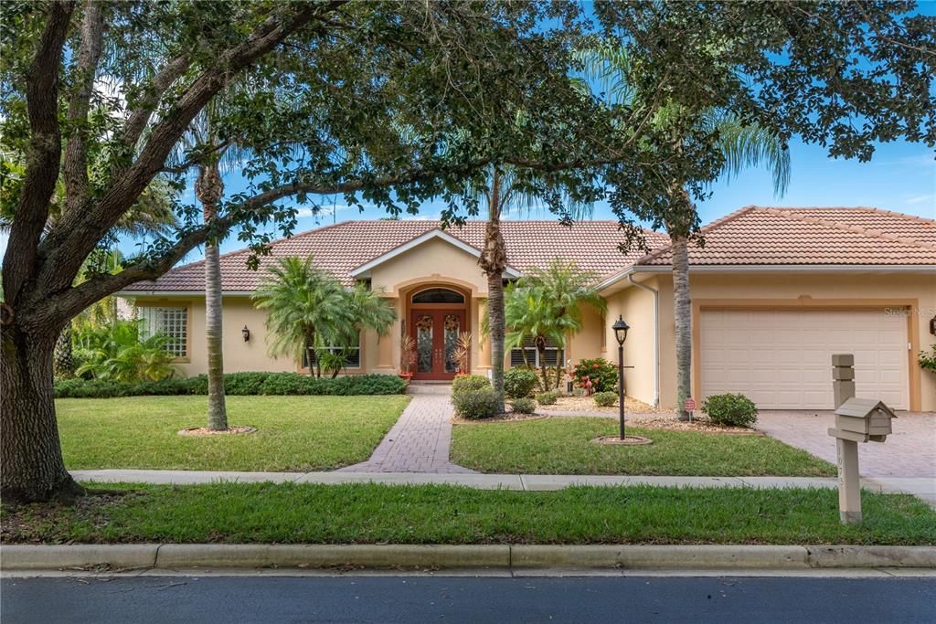 Recently Sold: $749,500 (4 beds, 3 baths, 3149 Square Feet)