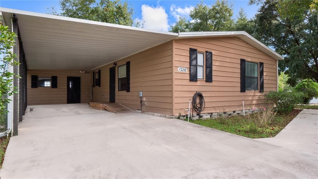 Recently Sold: $170,000 (2 beds, 2 baths, 1152 Square Feet)