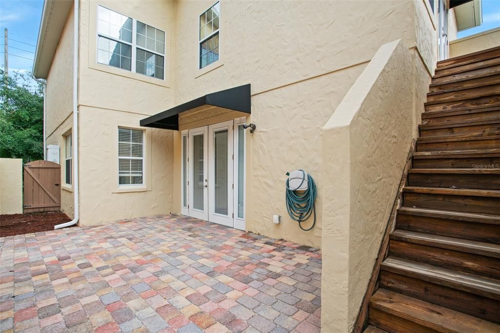 Recently Sold: $485,000 (3 beds, 2 baths, 2009 Square Feet)