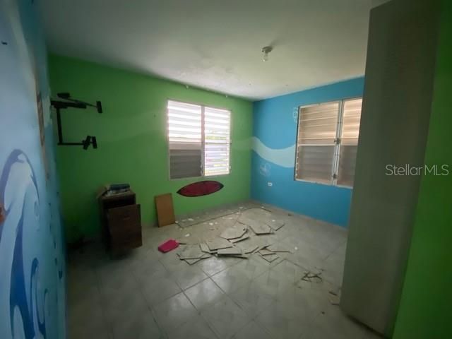 Vendido Recientemente: $70,000 (3 camas, 2 baños, 1000 Pies cuadrados)