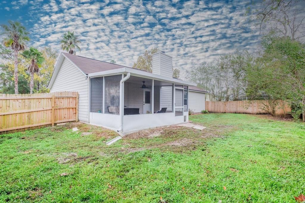 Recently Sold: $224,500 (3 beds, 2 baths, 1204 Square Feet)