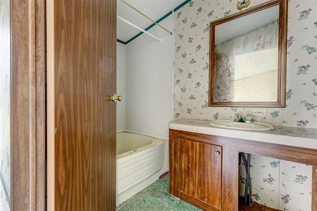 Недавно продано: $149,900 (3 спален, 2 ванн, 1152 Квадратных фут)