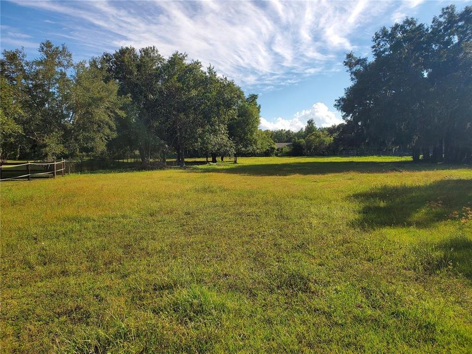 406 River Bed Court 1.03 acre Lot