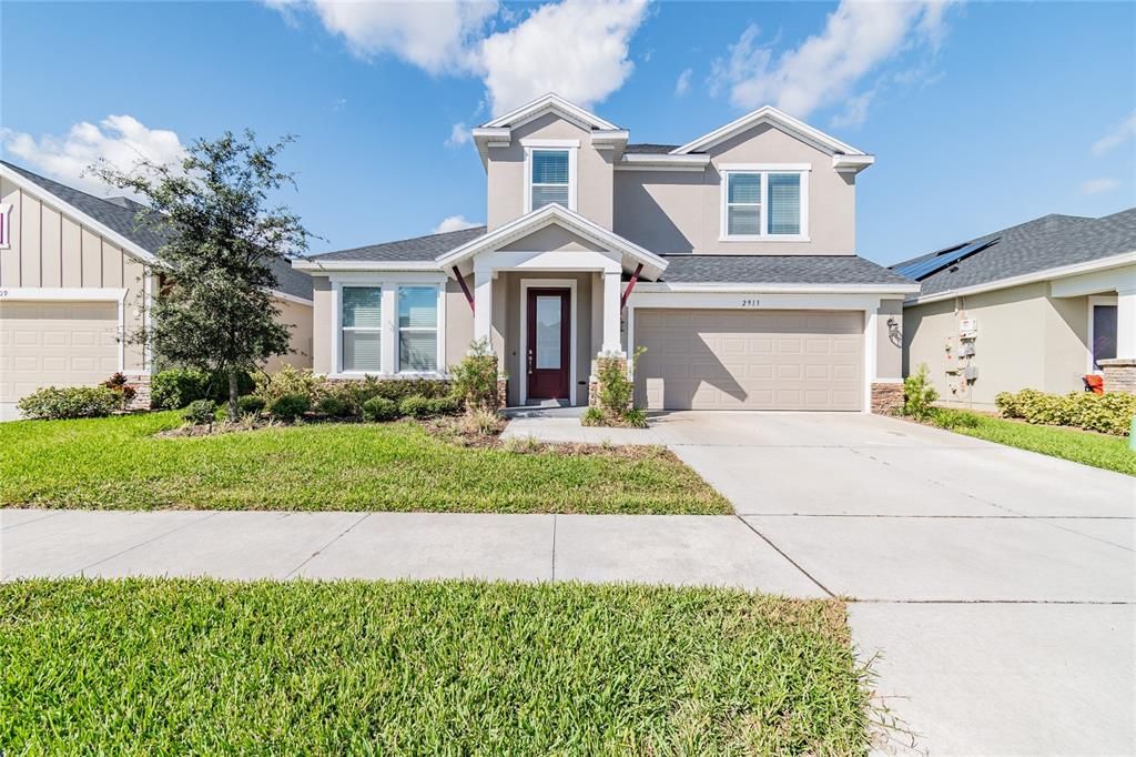 Recently Sold: $477,000 (4 beds, 2 baths, 3025 Square Feet)