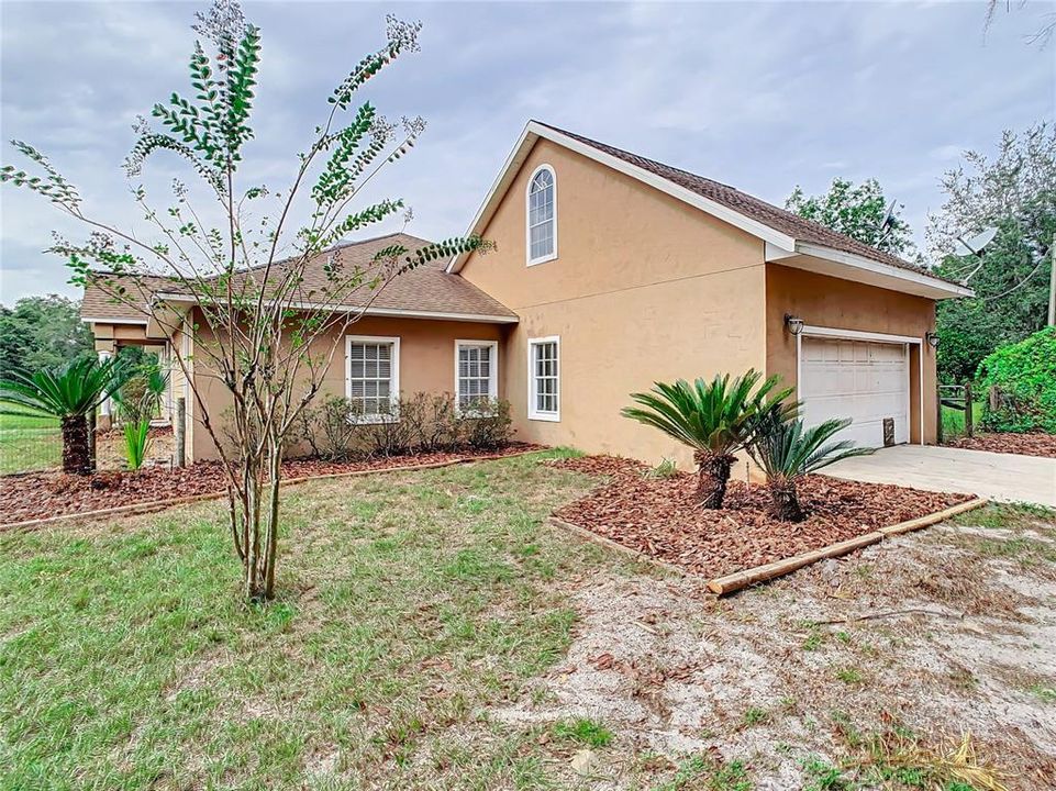 Recently Sold: $525,000 (4 beds, 2 baths, 2501 Square Feet)