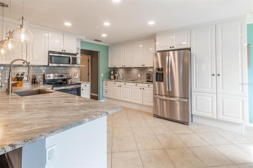 Recently Sold: $699,000 (3 beds, 2 baths, 1980 Square Feet)