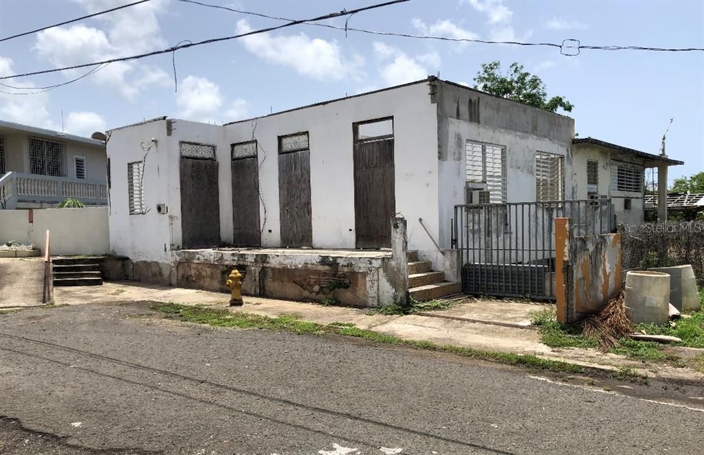 FRONT SAN MARCOS STREET