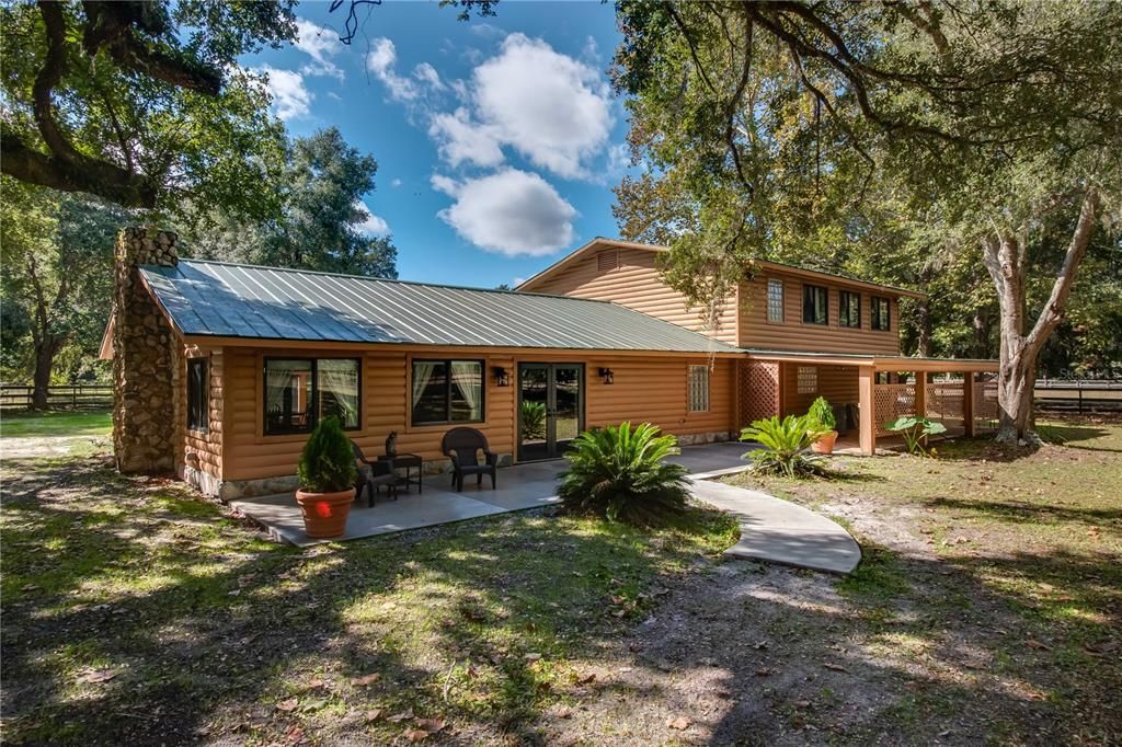 Recently Sold: $799,000 (5 beds, 3 baths, 3248 Square Feet)