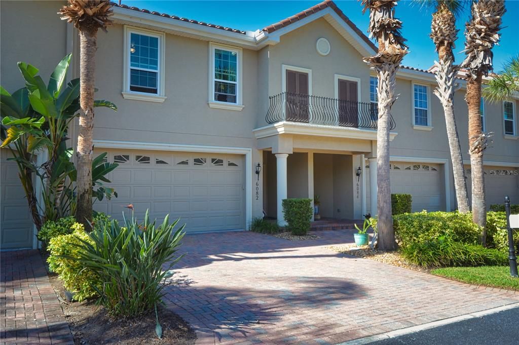 Front Exterior of 6082!