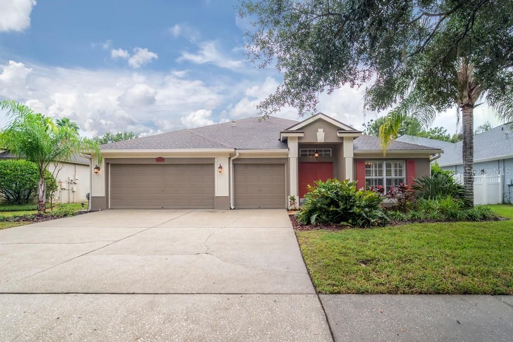 Recently Sold: $619,900 (4 beds, 3 baths, 2605 Square Feet)