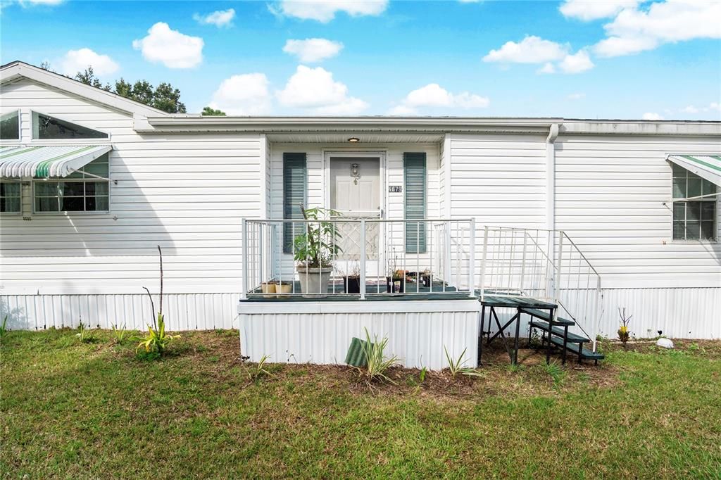 Recently Sold: $215,000 (3 beds, 2 baths, 1612 Square Feet)