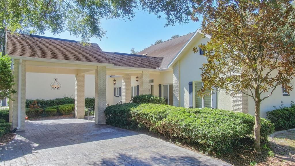 Recently Sold: $995,000 (4 beds, 3 baths, 4011 Square Feet)