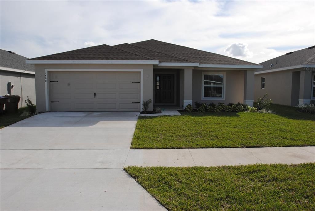 Недавно продано: $296,900 (4 спален, 2 ванн, 1800 Квадратных фут)