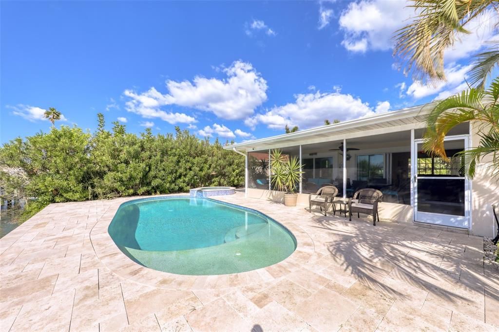 Recently Sold: $1,349,000 (3 beds, 2 baths, 1557 Square Feet)