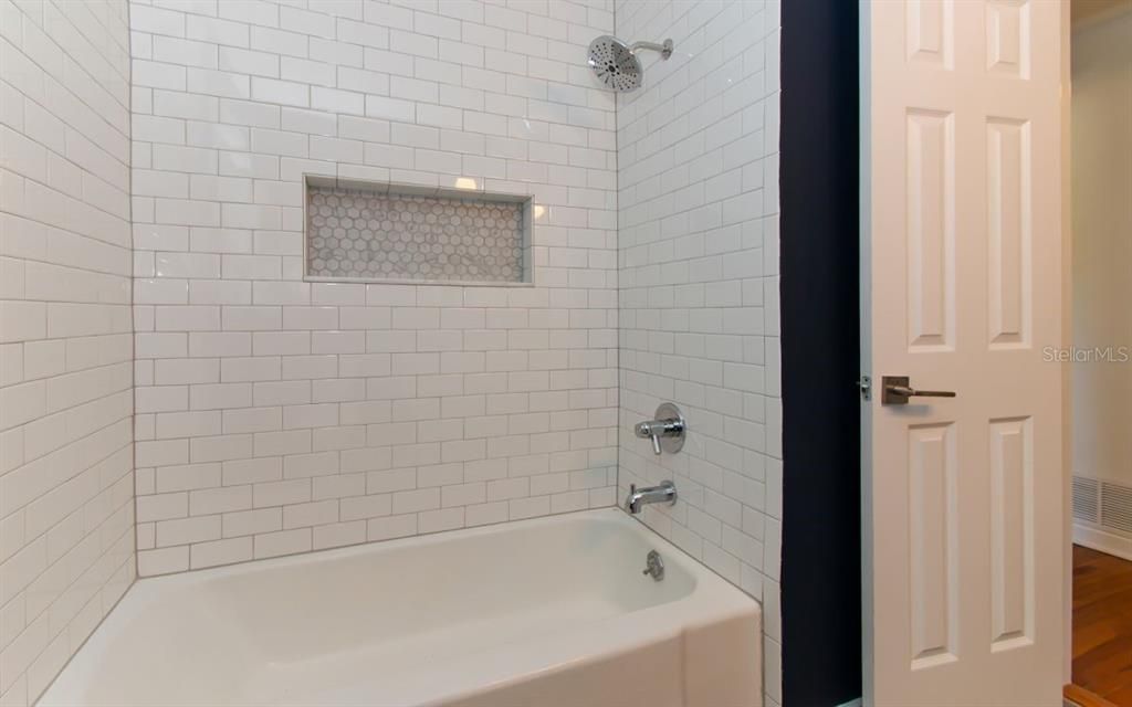 Недавно арендовано: $6,500 (3 спален, 1 ванн, 1461 Квадратных фут)