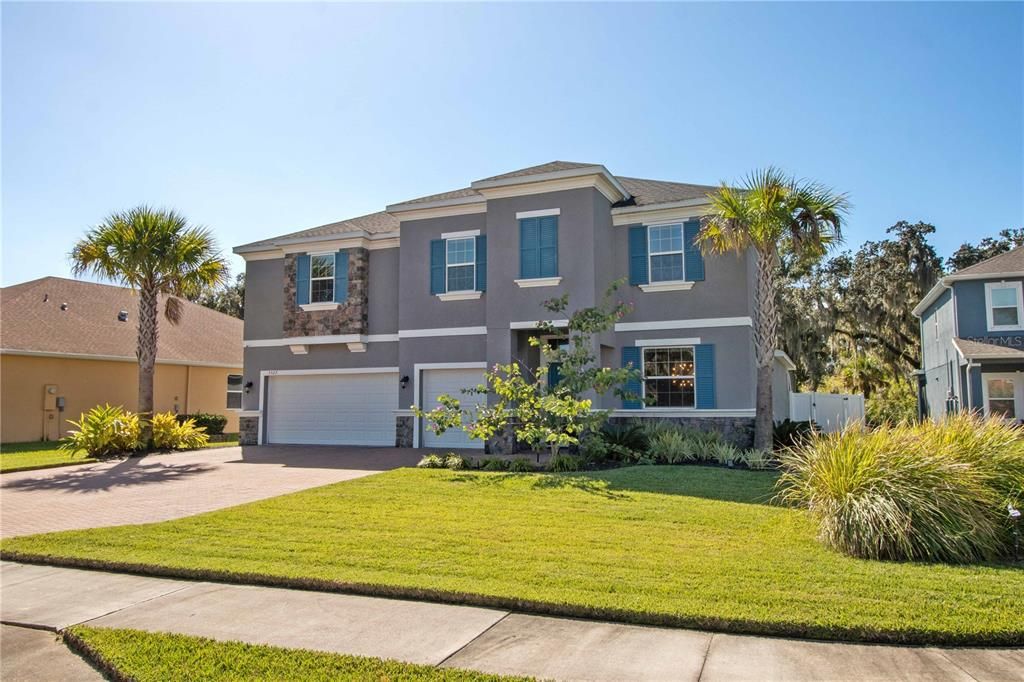 Recently Sold: $655,000 (5 beds, 4 baths, 3247 Square Feet)