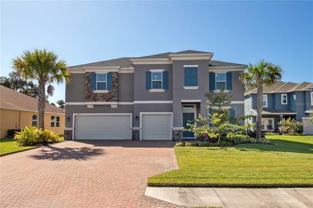 Recently Sold: $655,000 (5 beds, 4 baths, 3247 Square Feet)