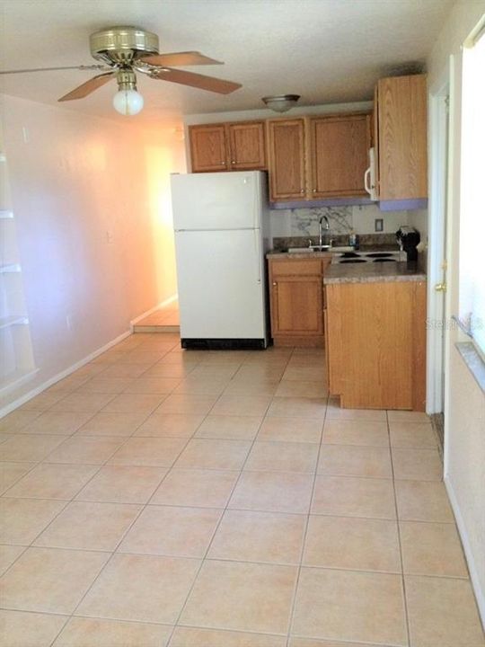 Recently Rented: $1,000 (1 beds, 1 baths, 341 Square Feet)