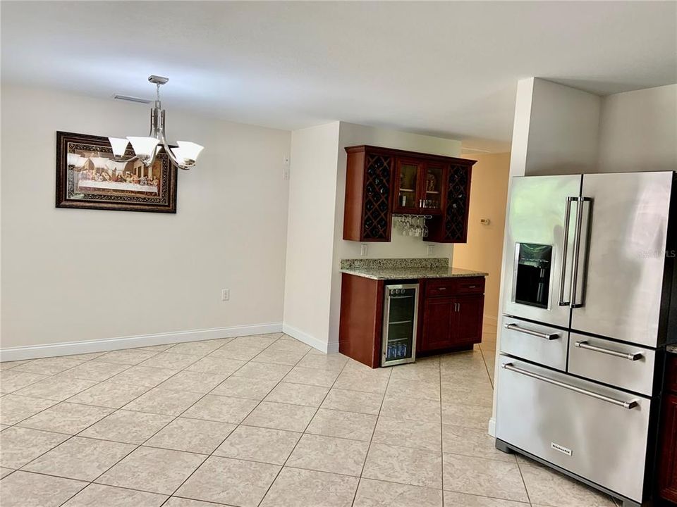 Recently Sold: $395,000 (3 beds, 2 baths, 1920 Square Feet)